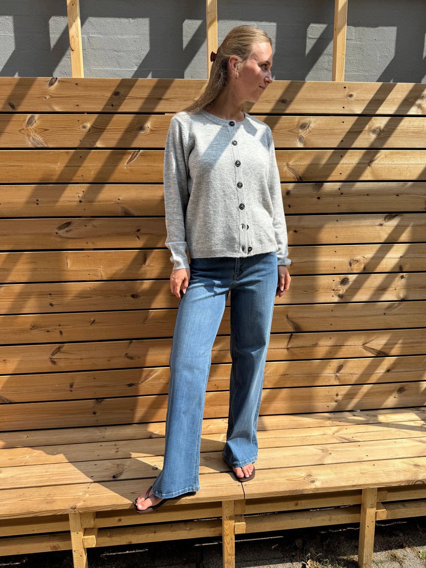 Grå cardigan