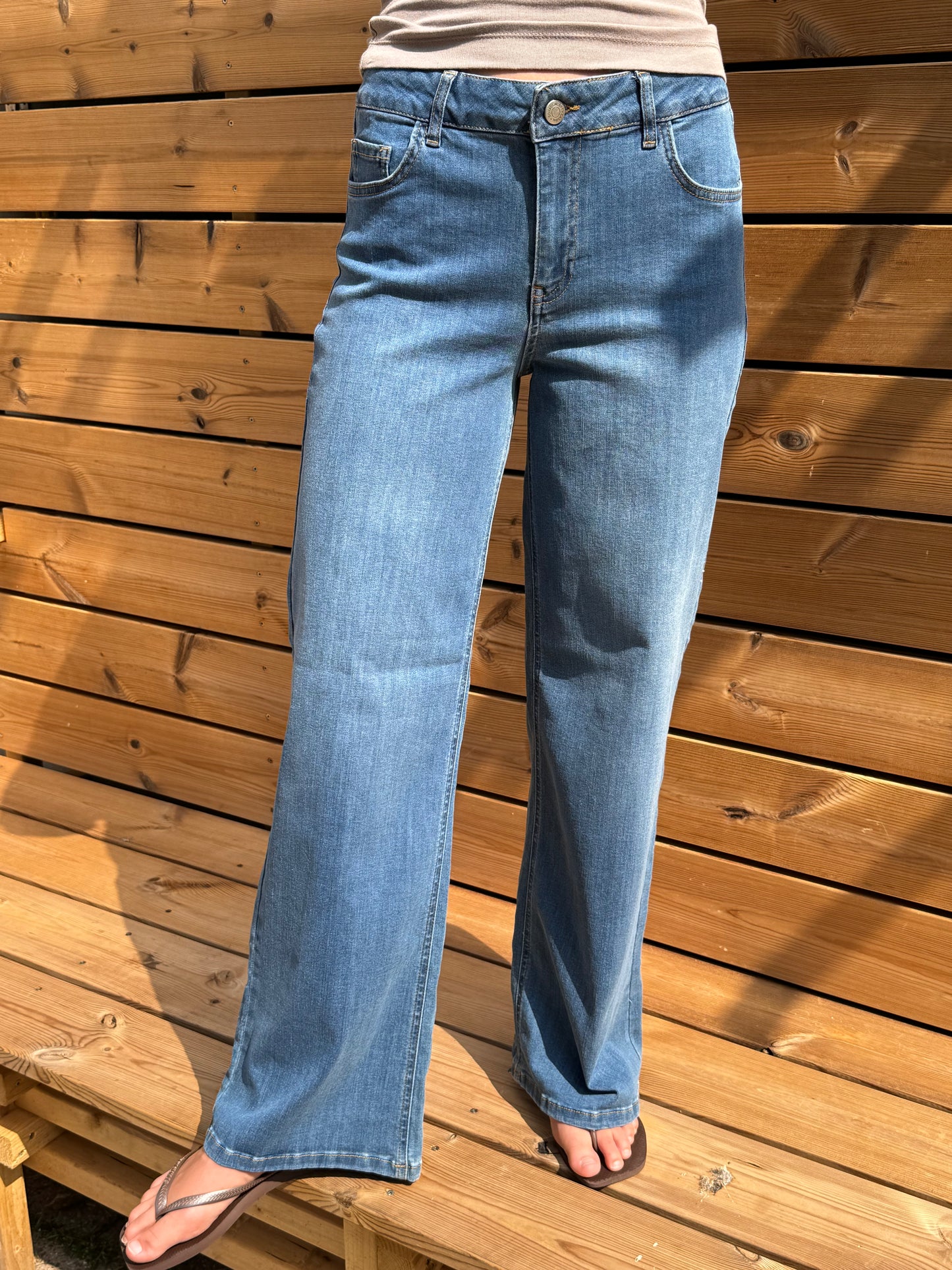 Lyseblå jeans